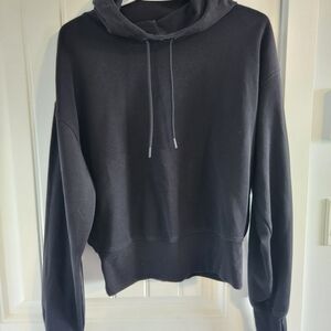 Old Navy Black Cropped Hoodie Sweatshirt